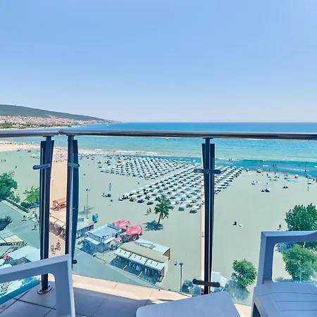 Palace - Half Board Hotel