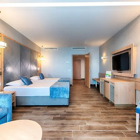 מלון Palace (adults Only) 3*