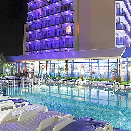 Palace (adults Only) Хотел 3*