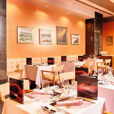 מלון Palace (adults Only) 3*
