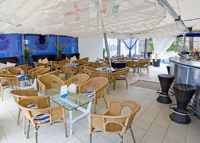 Отель Palace (adults Only)